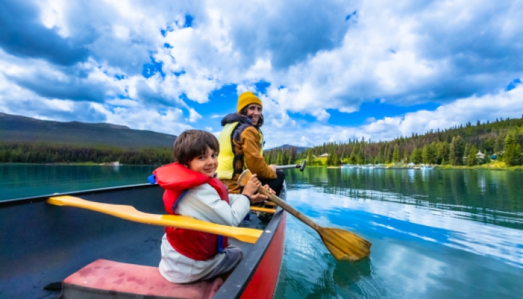 family travelling in canada lawyers